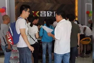 春暖花開裝修季 強(qiáng)化地板59元 ㎡起,專車接送游蘇州 工廠直銷買地板,僅剩最后10個(gè)座位